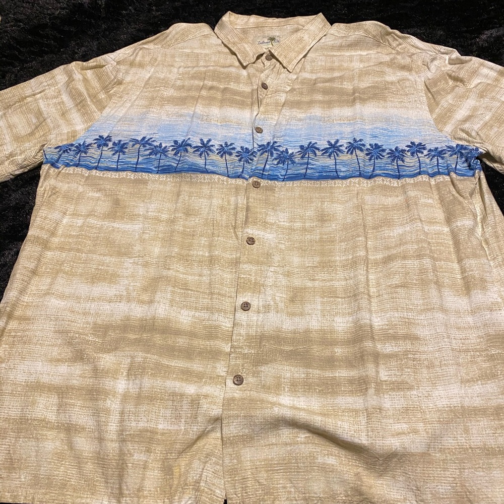 Men’s casual shirt